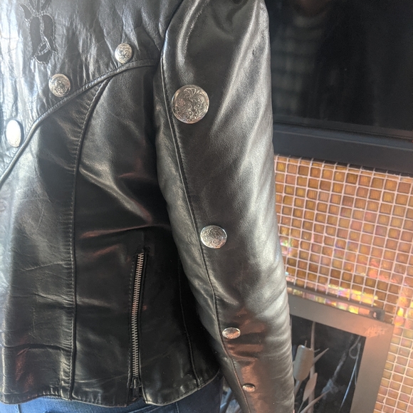 Gypsy Leather Motorcycle Jacket w Roses and Medallions - Picture 3 of 8